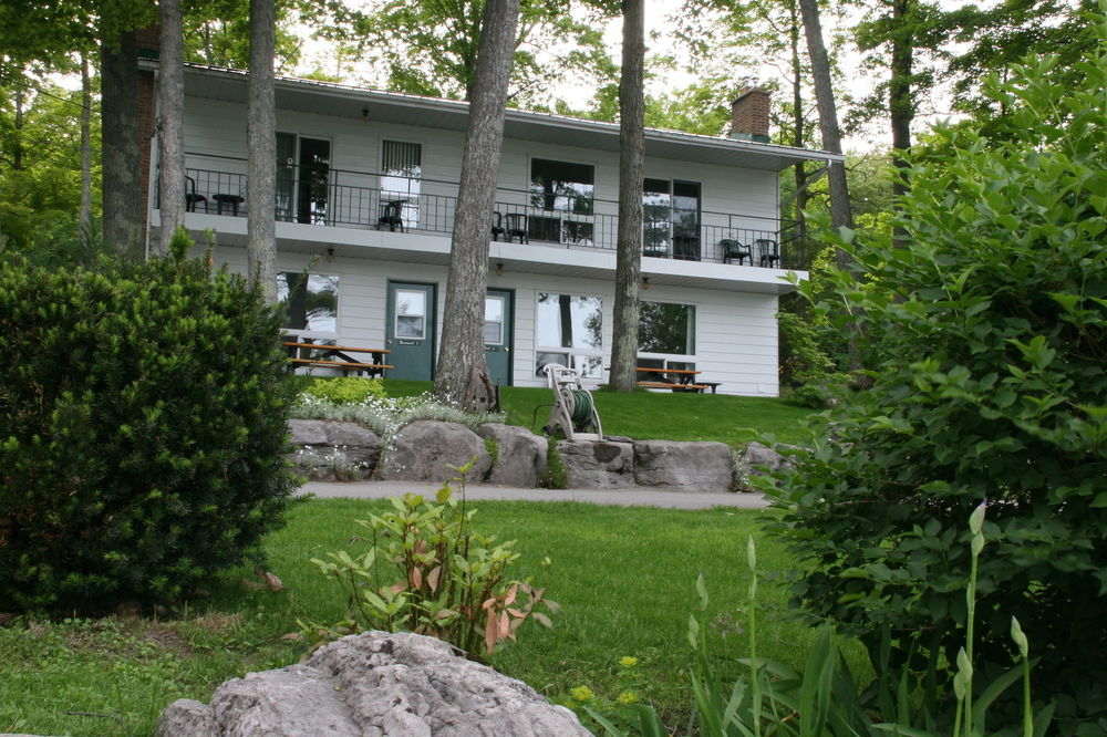 Deer Bay Beachwood Resort מראה חיצוני תמונה